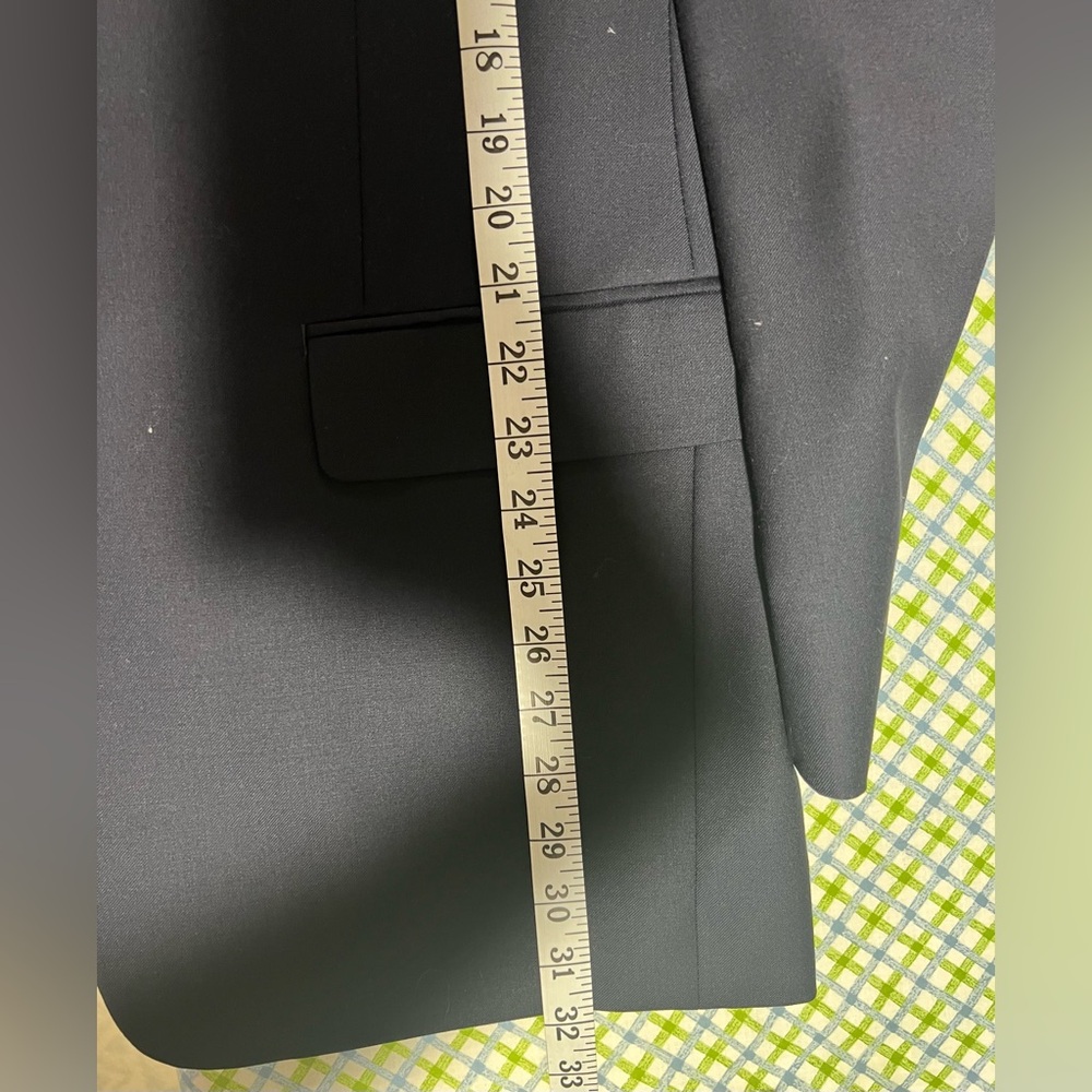 Ralph Lauren Navy Blue blazer w gold buttons 100% wool 42R worn once - Picture 12 of 16